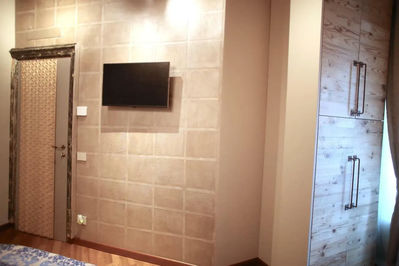 Epicuro Guest House Somma Lombardo Italien